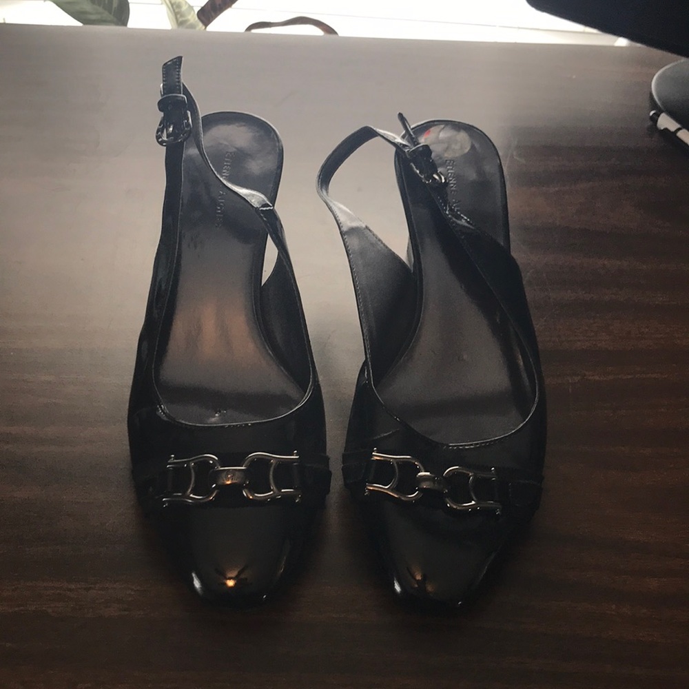 Black heels with buckle